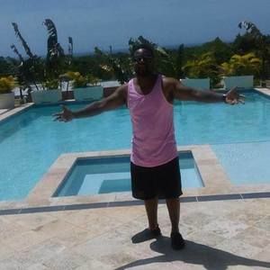 Meet your Posher, Raynard